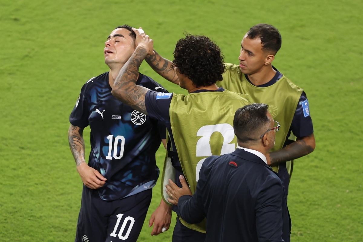 SoccerKingJP's tweet photo. 🇹🇷試合結果🇵🇾
10番が“新ルール”で一発退場も…パラグアイが1点死守で初勝利　連敗のトルコは敗退決定
https://t.co/qtwFSWcd8u

🗣編集部より
「ギュレル、ユルディズらトルコの攻撃陣が不発。パラグアイが10人で逃げ切り、最終節でオーストラリアとの直接対決に臨みます」 https://t.co/8BvMLj60Bx