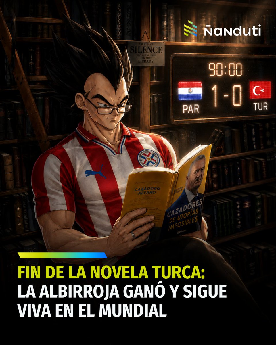 nanduti's tweet photo. NI TURQUÍA NI EL RÉFERI SALVADOREÑO PUDIERON CON LA ALBIRROJA 🇵🇾⚽

❤️🤍💙 Paraguay volvió al ruedo en el Mundial con una sufrida victoria por la mínima ante una Turquía ya eliminada 

💫 Noche cargada de tensión y emoción en San Francisco, en donde la Albirroja volvió a saborear un triunfo mundialista después de 16 años gracias a un inspirado Matías Galarza.

🤡 Y así como hubo alegría, tampoco faltó el sufrimiento. La feroz presión turca mantuvo en vilo al conjunto guaraní durante la mayor parte del encuentro, con algunas vivezas de por medio que terminaron encontrando eco en un más que cuestionado arbitraje de Iván Barton. 

⛔ El salvadoreño expulsó a Miguel Almirón aplicando por primera vez una de las nuevas reglas implementadas por la FIFA y, para colmo, extendió de manera inexplicable varios minutos en los tiempos añadidos.

🦁 Pero esta vez Paraguay mostró su mejor cara en el campo. Sin desplegar su fútbol más brillante, pero con muchísima garra, corazón y sangre caliente corriendo por las venas, la Albirroja consiguió tres puntos de oro que la dejan igualada con Australia, su próximo rival, en otra auténtica final que será determinante para definir su camino en esta fiesta mundial.

¡𝐕𝐀𝐌𝐎𝐒 𝐏𝐀𝐑𝐀𝐆𝐔𝐀𝐘!

#Ñanduti #LaGranJugadaMundial