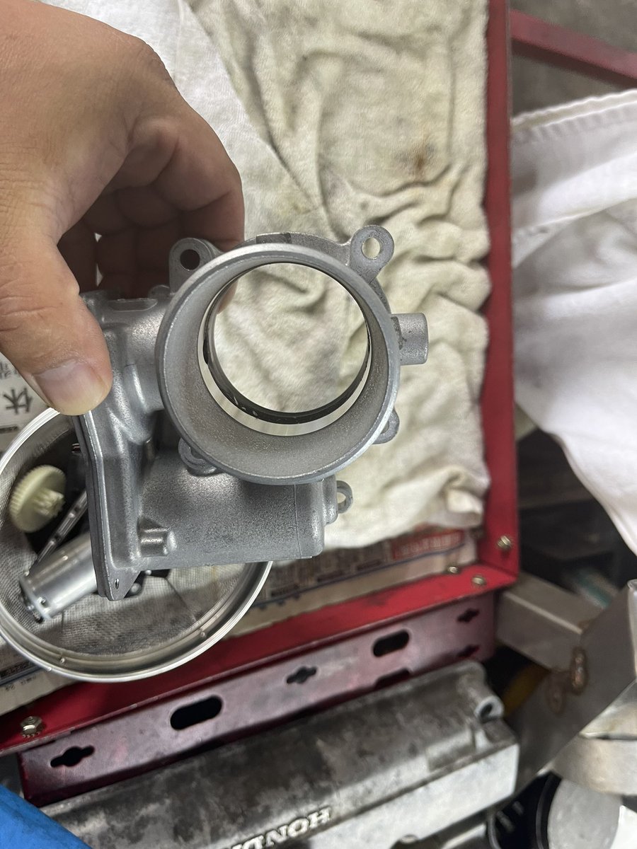 urakoalach's tweet photo. トライボックスさんでND5RC後期用のビックスロットル加工作業👍

🐨ビックスロットル在庫(6/20)
ND5RC 後期　1個
NDERE 1個
NCEC 3個
#ビックスロットル
#TRYBOX https://t.co/zcxUnf6UMs