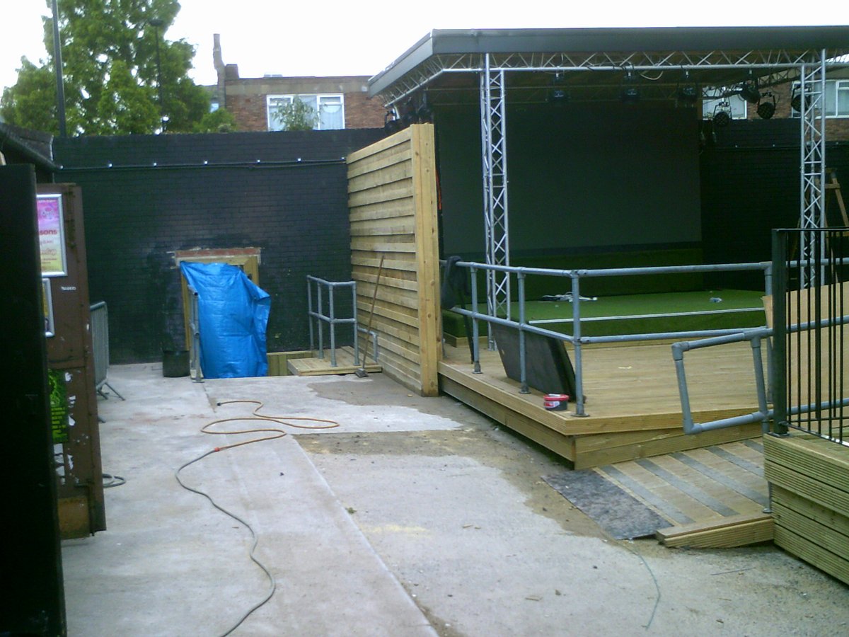 DonSimonEsq's tweet photo. Yet more new photo's of the outside soon to be event space, it has to be finished for 12pm GMT today 😲lol 🫶 https://t.co/RYEMUtBUdy