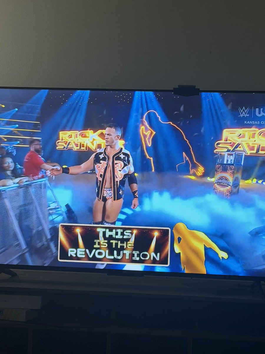 marquelworld's tweet photo. STAR😘⭐️‼️
@starkmanjones  @WWE 
#smackdown https://t.co/g6p9LQy0KM