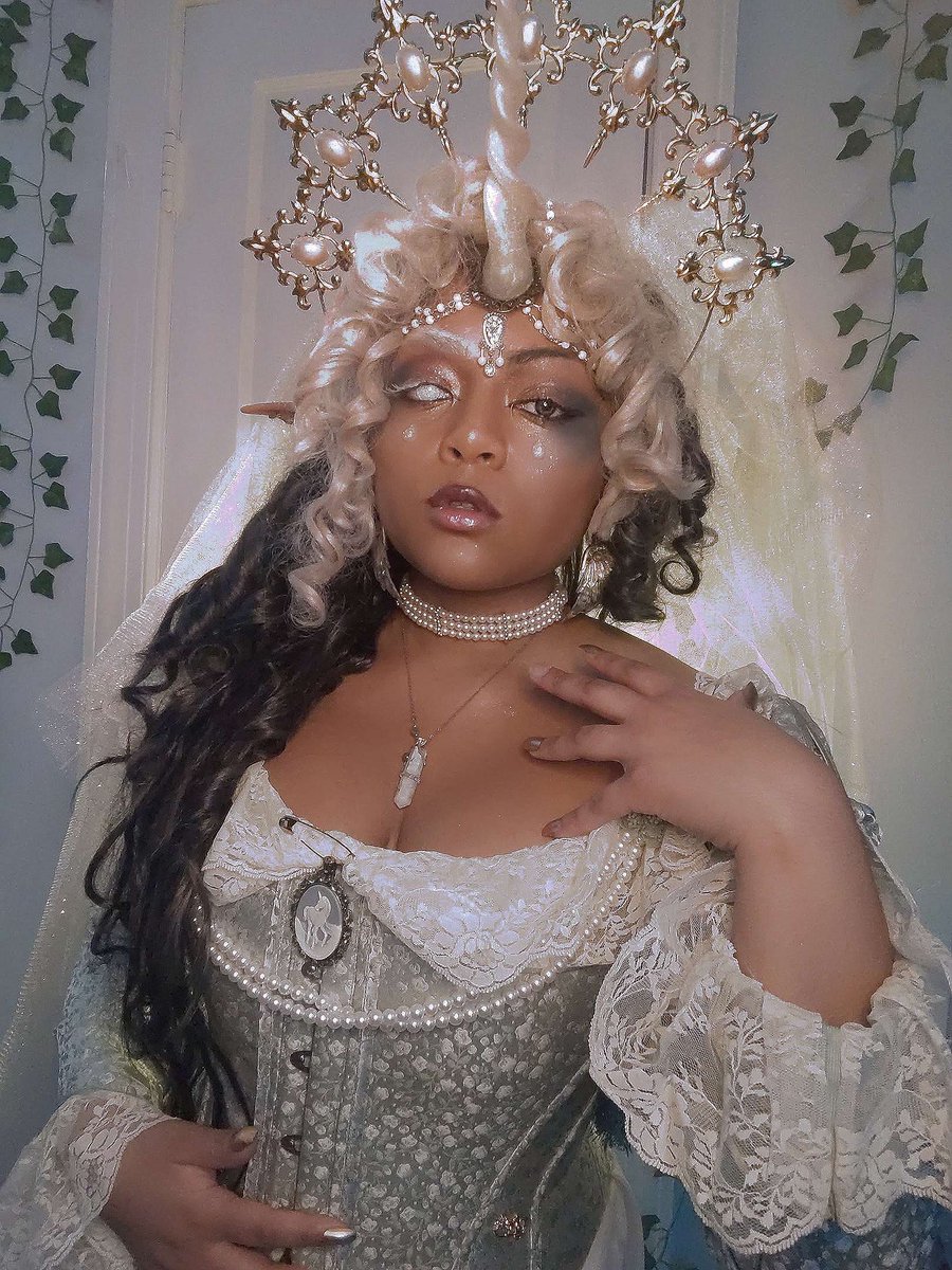 therosecleric's tweet photo. happy juneteenth! i'm an afro-indigenous &amp; filipino artist, cosplayer + ttrpg enjoyer. besides posting about critical role, i love posting about my OCs!

i'm raising money for my family after a devastating loss, so any support is appreciated. ways to help are in the thread!🧵🪡 https://t.co/vNxPvhfaMB