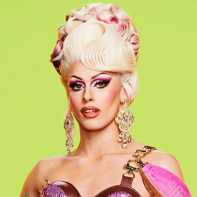 Alvideer's tweet photo. 🇺🇸 RuPaul's Drag Race (S14)

1. Angeria Paris VanMicheals
2. Willow Pill
3. Bosco 
4. Jasmine Kennedie
5. Kerri Colby https://t.co/vl4aFSH685
