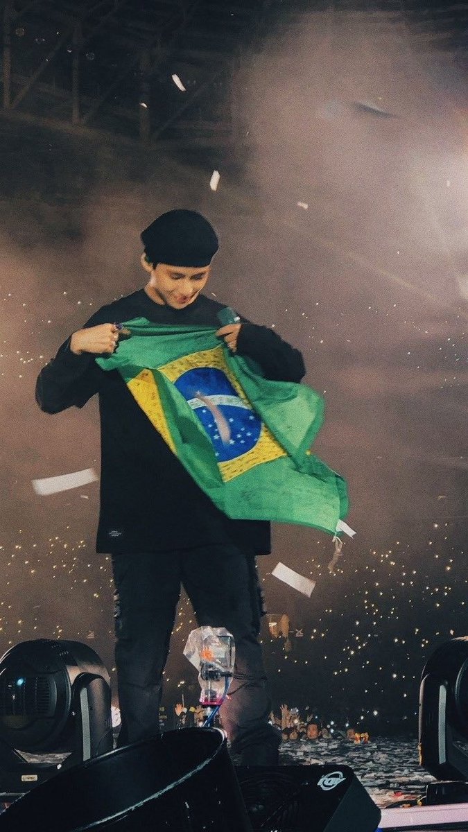 Susy_BigHouse's tweet photo. Hoje eles tão deixando sonhar... 3x0
Um primeiro tempo bem razoável 🤡
💃💚🇧🇷
Maaaaaasss ... 🫣🤣
#BRAxHAI https://t.co/VMgYsbLStd