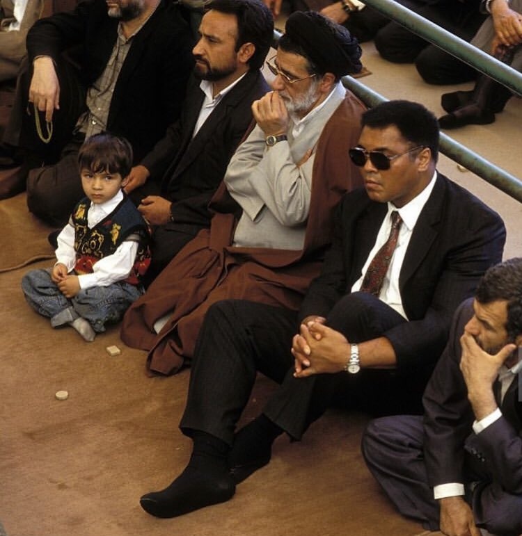 menavisualss's tweet photo. Muhammad Ali at Friday Prayers in Tehran, Iran, 1993. https://t.co/ij5XcUxpoR