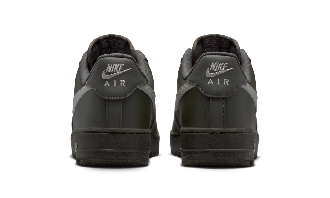 NIKE AIR FORCE 1 07 LOW “Newsprint/College Grey” (ナイキ エア