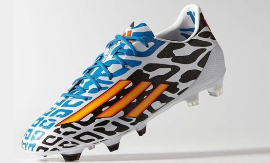 DePrimeraa's tweet photo. Tuit en apreciación a los botines Adidas del mundial 2014, esteticamente hermosos. https://t.co/iGs9Q8hQFf