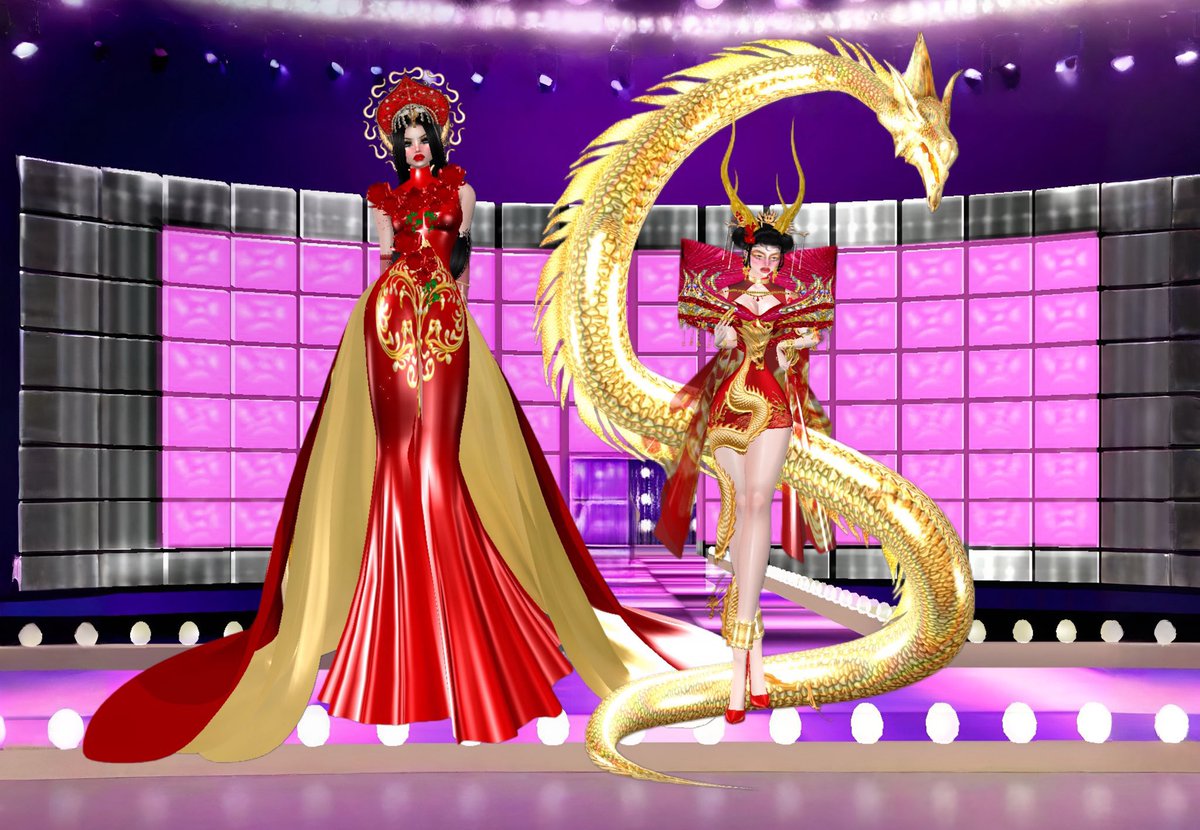 JasonsDragRace's tweet photo. @reaIashIey 👸🏽 #JasonsDragRaceUK’s #MamaJay:
“Category is… #Semifinals
Eleganza Extravaganza!” 🪡

🐉 #TeamHanSak퀸 brings Busan to the #MainStage with the #HanSak퀸Dynasty.
⌛️ #TeamKamlene disrespect @SMTVPlus!
🕷️ #TeamMVM’s a gothic dream in their venomous showstoppers—stripping down. https://t.co/jJh0HJp4p0