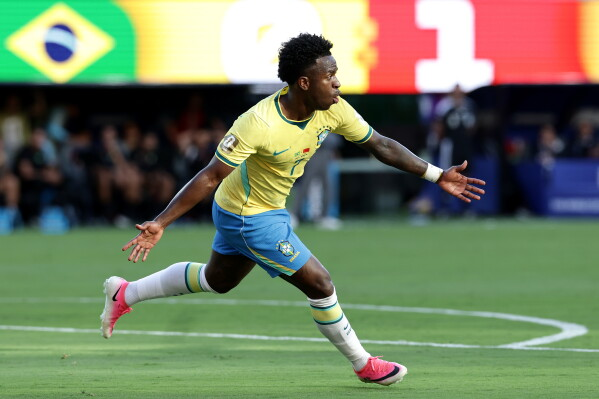 cuervooo7's tweet photo. Desde el 1-0 lo dije y ya van 3, qué jugador Vinicius Jr. 
G/A en todos los goles de Brasil en este mundial, un distinto. https://t.co/7hYUcFDQHU