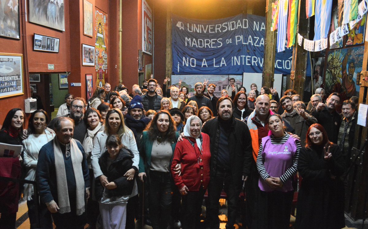 nkreplak's tweet photo. Participamos del primer encuentro abierto del Foro Latinoamericano por el Derecho Universal a la Salud, un espacio de intercambio y reflexión donde se compartieron diagnósticos sobre la situación sanitaria y los desafíos que atraviesan los distintos países de nuestra región.

También reafirmamos una convicción que guía nuestro trabajo: la salud es un derecho humano fundamental y debe ser garantizada para todas las personas, independientemente de dónde vivan, cuánto ganen o los recursos que tengan a su alcance.