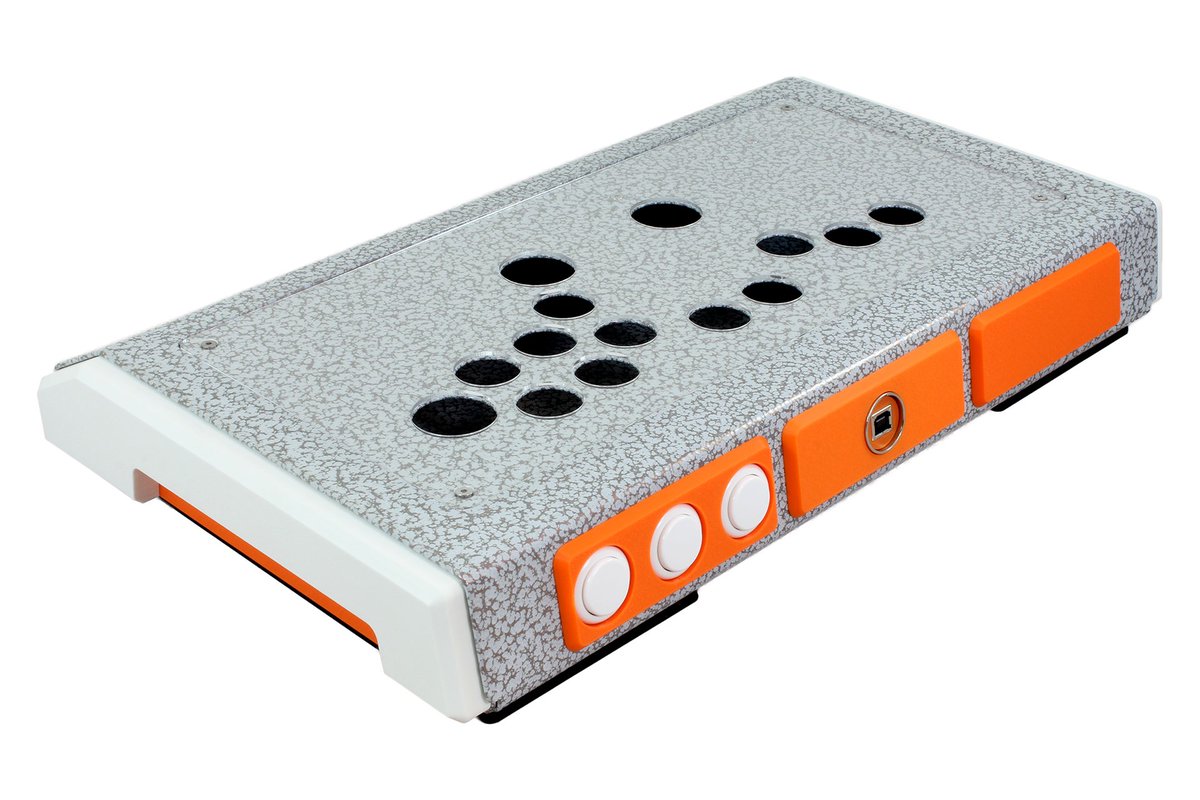 AllFightSticks's tweet photo. Happy #fightstickfriday! https://t.co/HQfj9fAXyk