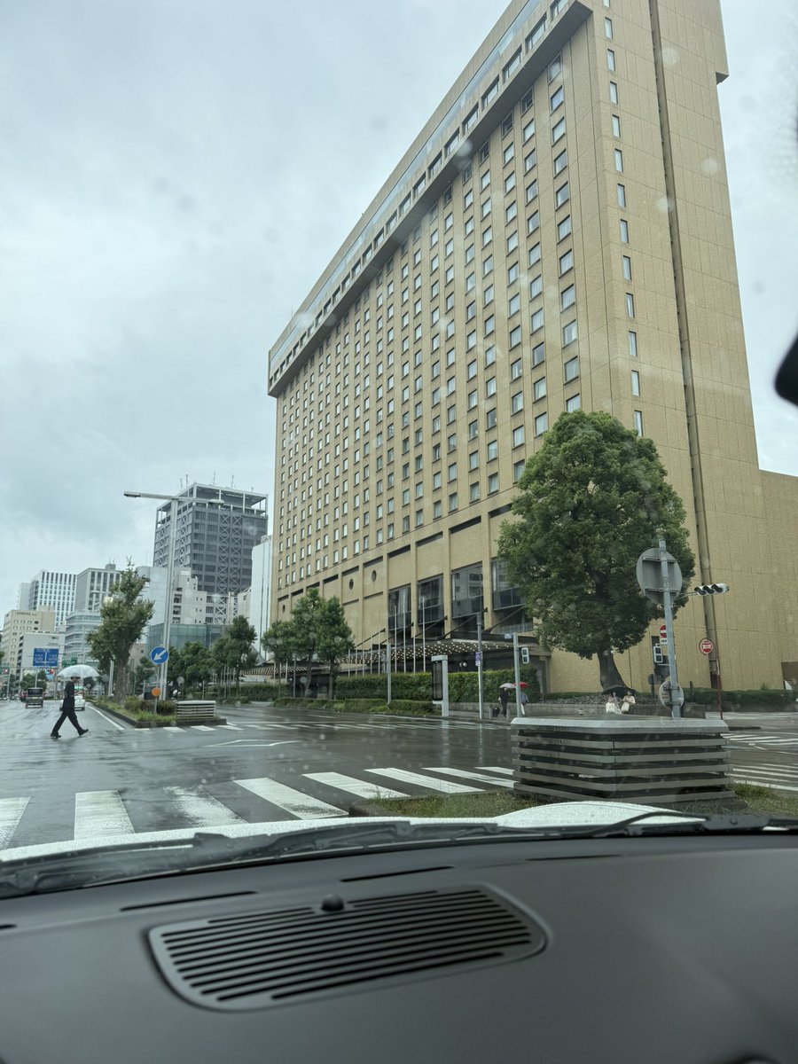 hatopoppo693's tweet photo. おはようございます😃
名古屋も雨か☔ https://t.co/ZbzBKLYM3E