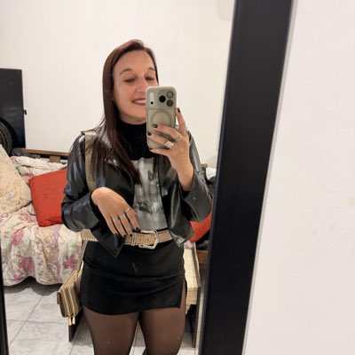 flooren1106's tweet photo. #NuevaFotoDePerfil https://t.co/x6D7HQ0dT7