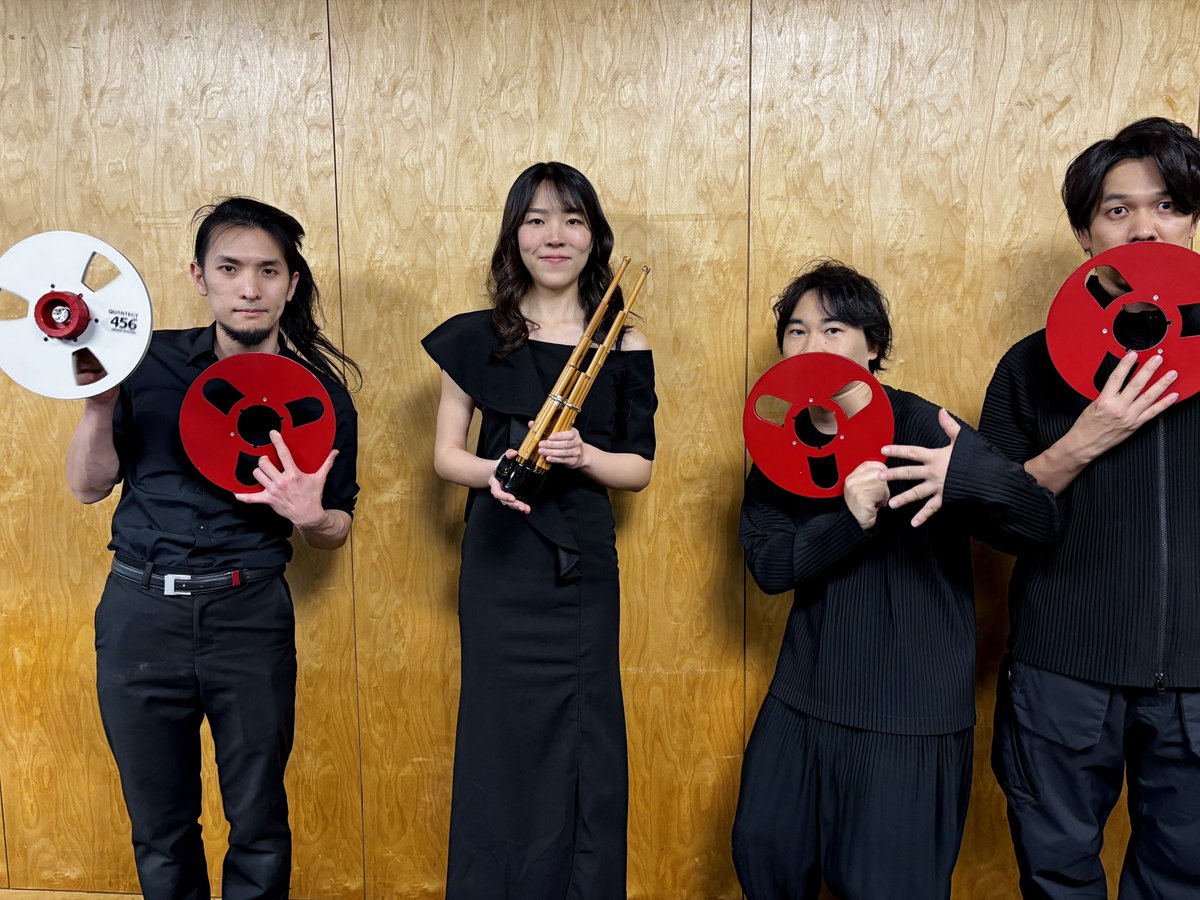 ORE_theOfficial's tweet photo. 「題名のない音楽会」
ありがとうございました！
雅楽奏者のカニササレアヤコさんとの出演でした🦀
笙とオープンリールが巡り会ってしまった回
過去・現在・未来を行き来しながらこれからも時空を歪め奏でて参ります✇
再放送は6/21(日) あさ8時 BS朝日にて
!OTAGIRA←
#題名のない音楽会 https://t.co/TNln5sz6Mo