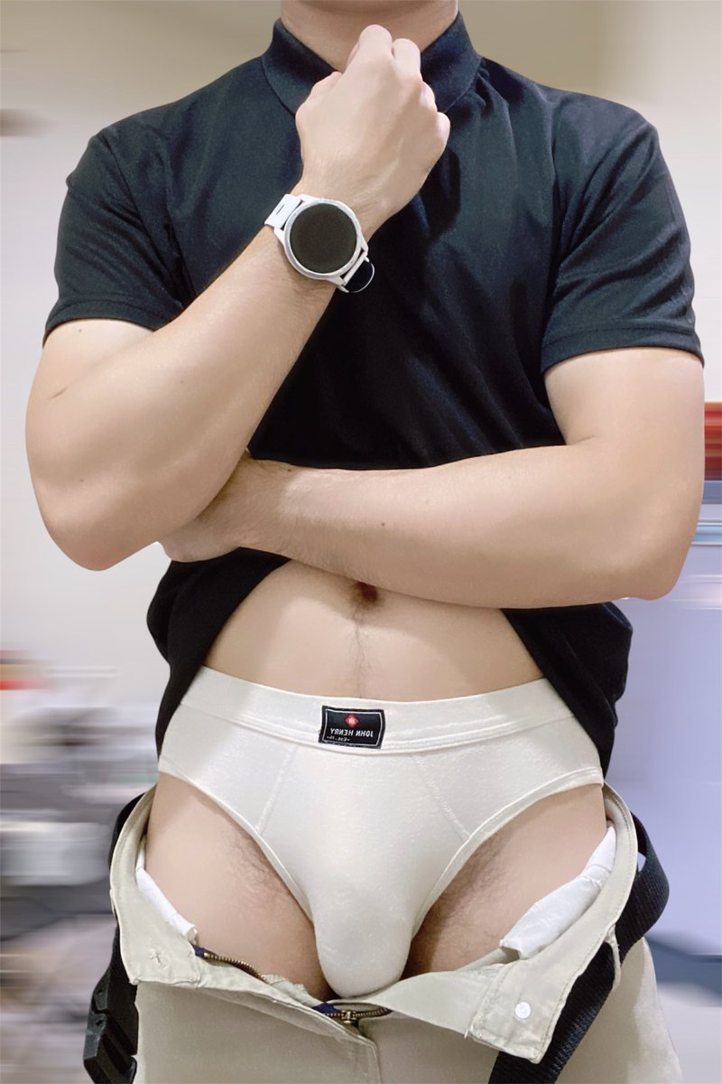 Mahanakhon99's tweet photo. วันเสาร์ เหงาเหมือนเด���ม 🤪 

#Darkrunner https://t.co/hXYkfHjGVu