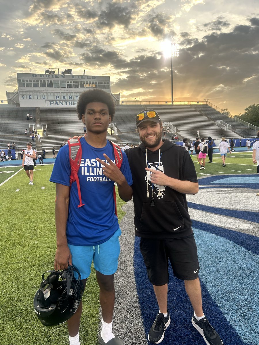 christcheon's tweet photo. Had a great time at camp today! Grateful for the opportunity to compete, learn, and get better. Thank you to all the coaches for their time and instruction. Looking forward to what's next! #RecruitMe #Football
@EIU_FB https://t.co/yzCptENGEE