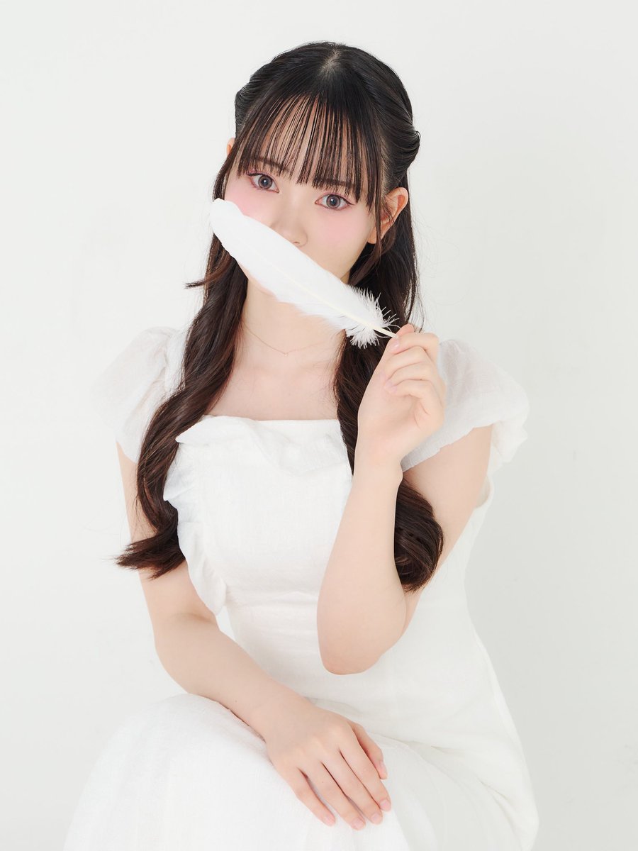 mm_obirin's tweet photo. J.F.oberlin Sakura contest 2026

桜美林大学内限定デビューステージまであと 【 3日 】

No.8 ???

日時：2025年6月23日（火）12:40~13:00
場所：けやき広場

※SNSでの公開は6月24日になります。
⁡
#桜美林大学 #桜美林 #桜コンテスト #sakuracontest #桜李祭 https://t.co/fVVLsUczws