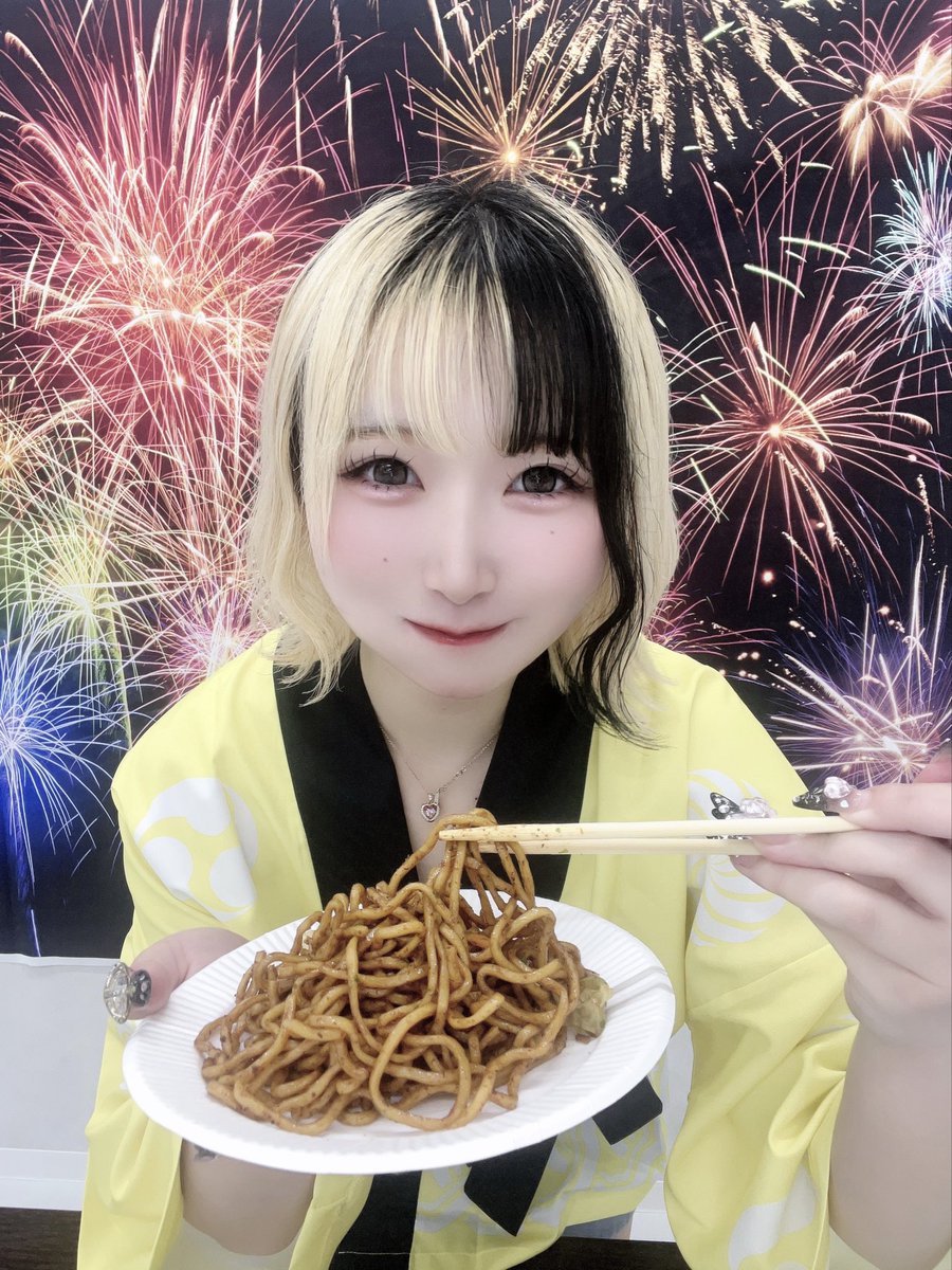 夏休み宿題チェキ販売中です‼️ はっぴりんちょ〜🏮💛 1枚からGETりん