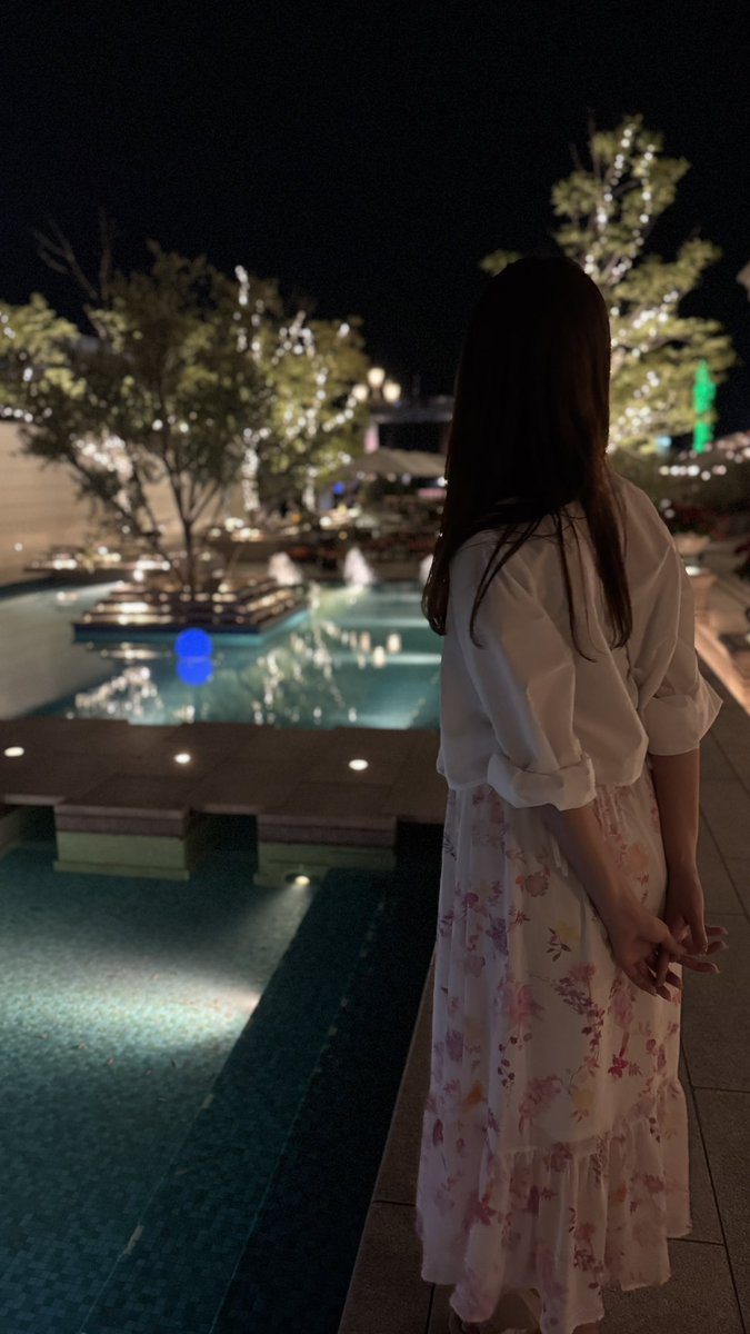 1203iyn's tweet photo. おはようございます☀️
昨日からひぃちゃんの誕生日旅行🎂
近場で観光とゆう斬新なプランでやっております笑
今日は恒例の淡路島でキティちゃんずくしの予定✨
#誕生日
#旅行 #神戸 #淡路島
#ラ・スィート神戸ハーバーランド
#コンチェルト #クルーズ https://t.co/iTVPxSeM4K