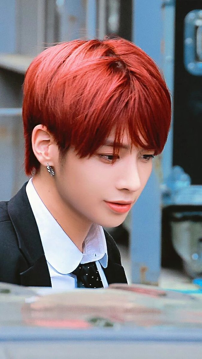 foufou_tyunera's tweet photo. Today's red hair taehyun 💯🌹 https://t.co/5rXujkLOLN