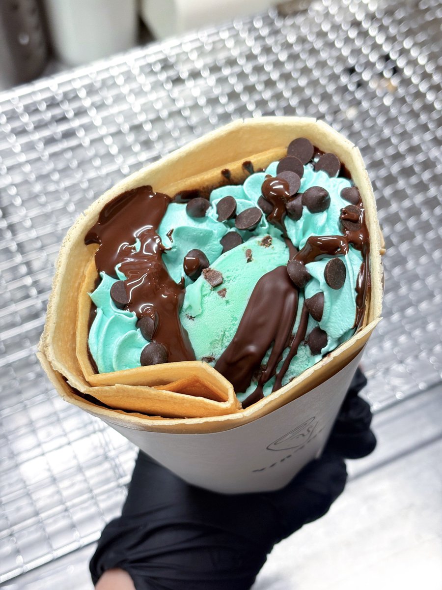 本日6/20(土) 11:00〜18:00 夜営業です！ 限定は 🌱チョコミント