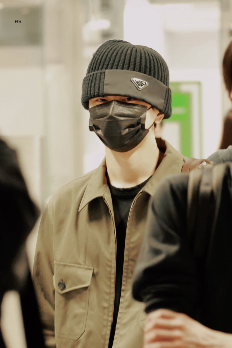 balmyverse's tweet photo. 와 진짜
개졸귀 
5살인가 https://t.co/OhDYH06fun