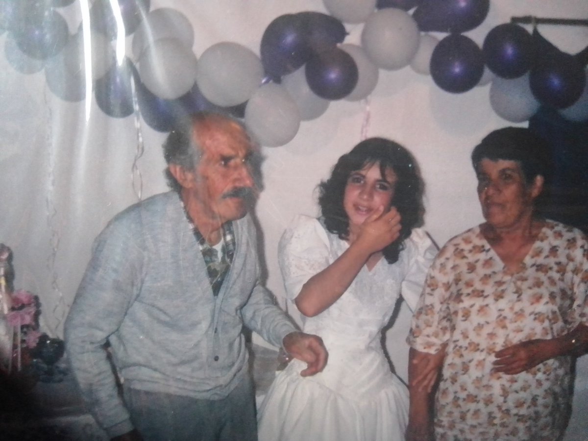OlimaAngela's tweet photo. Feliz día abuelos , en las estrellas que estén https://t.co/R0xysp9tmQ