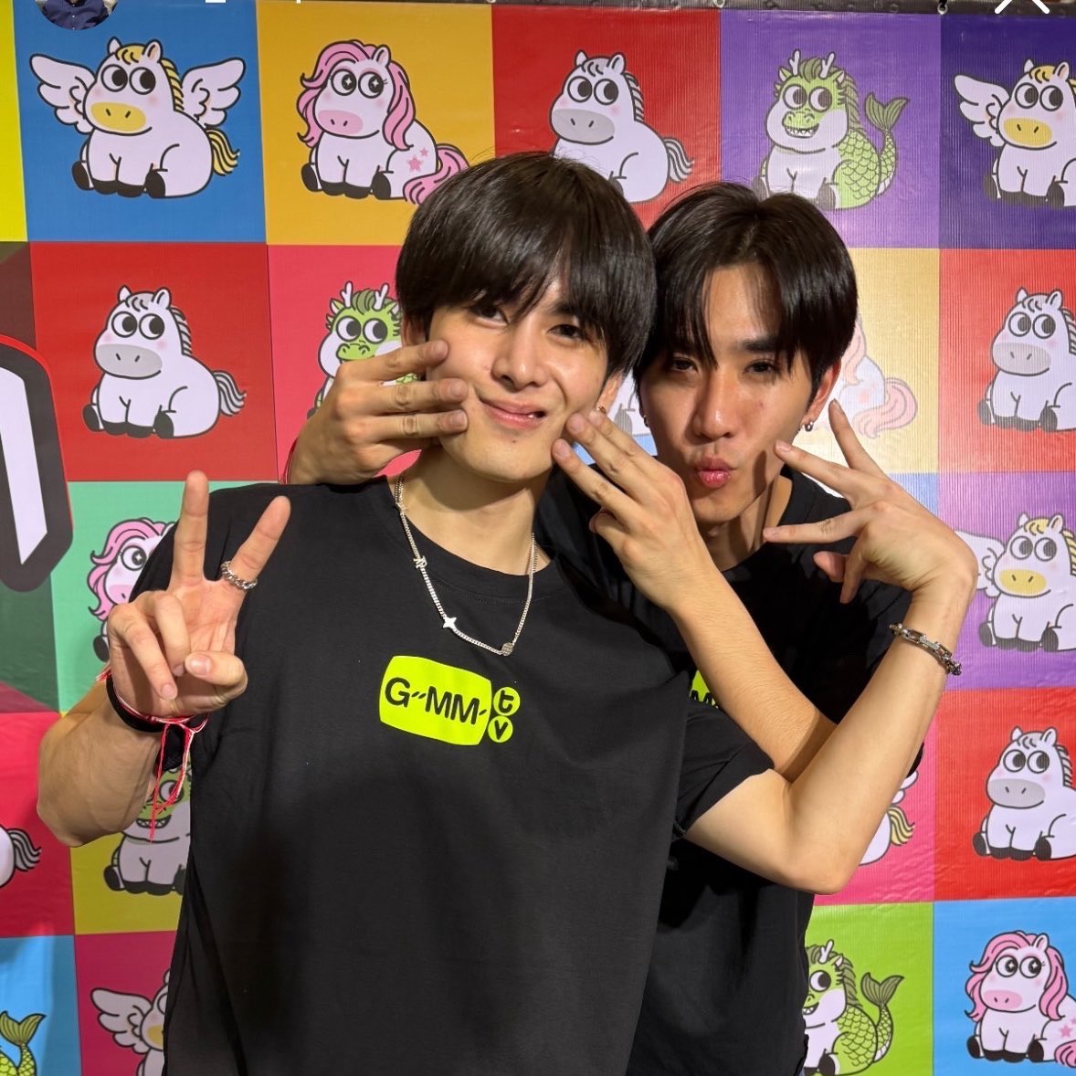 Xsoloriff2's tweet photo. ขอเติมเดวิลจิ๋ว❤️‍🔥ให้ชื่นจายหน่อยยยย
มาเป็นเพื่อนกานน้าาา 🖤🤍

#จะทำความรู้จักกับเดวิลน้อยที่มาเฟบทวิต
#สวัสดีเพิร์ธแซนต้าเพื่อนเก่าแอคใหม่ https://t.co/na8UalXUbi
