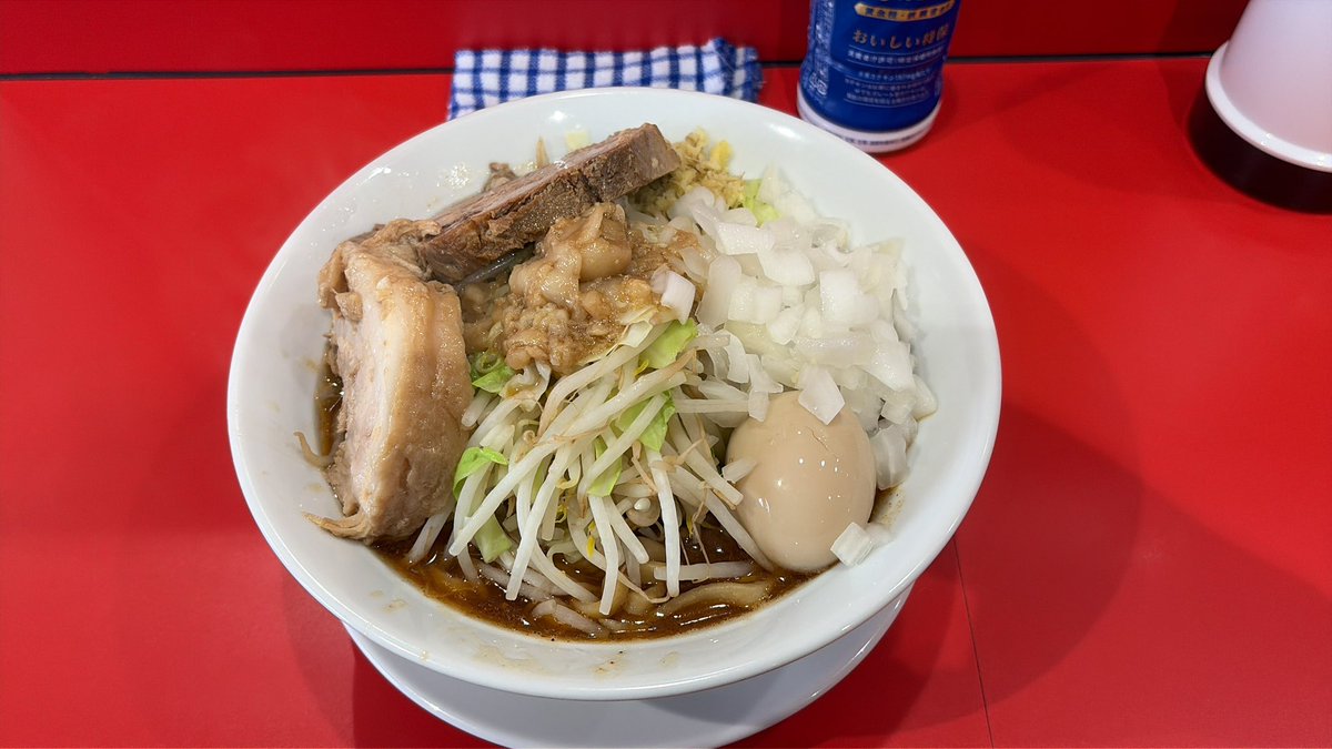 takaitac's tweet photo. 雨の中遊びに行く息子
好きにすればいいけどプール授業出来なくても知らんし
って事で言う事聞かない子はほっといて
ラーメンノックアウト花畑店
小松川店からの助っ人もいてびっくり‼️
俺は花畑メインなのに覚えてるのもびっくり‼️どこも従業員不足は問題だけど頑張りましょう
美味しかった。ご馳走様 https://t.co/xyobSqqyl9