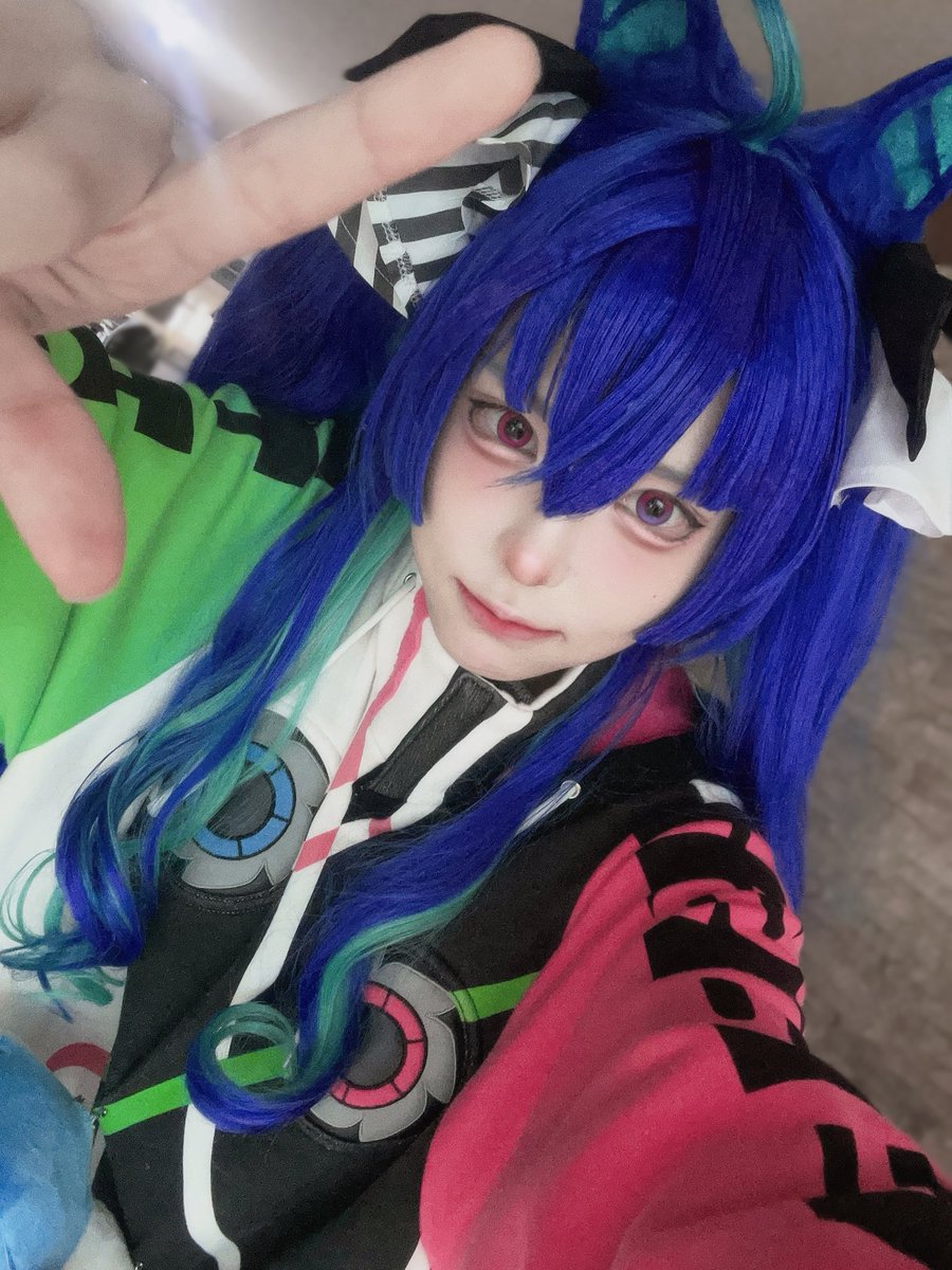 코마コマ tweet media