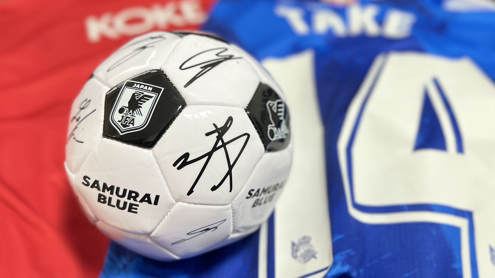 【音楽博士】 サッカーワールドカップ　一番くじ　ラストワン賞　未開封品 HLOTK9_agAAechn.jpg:large