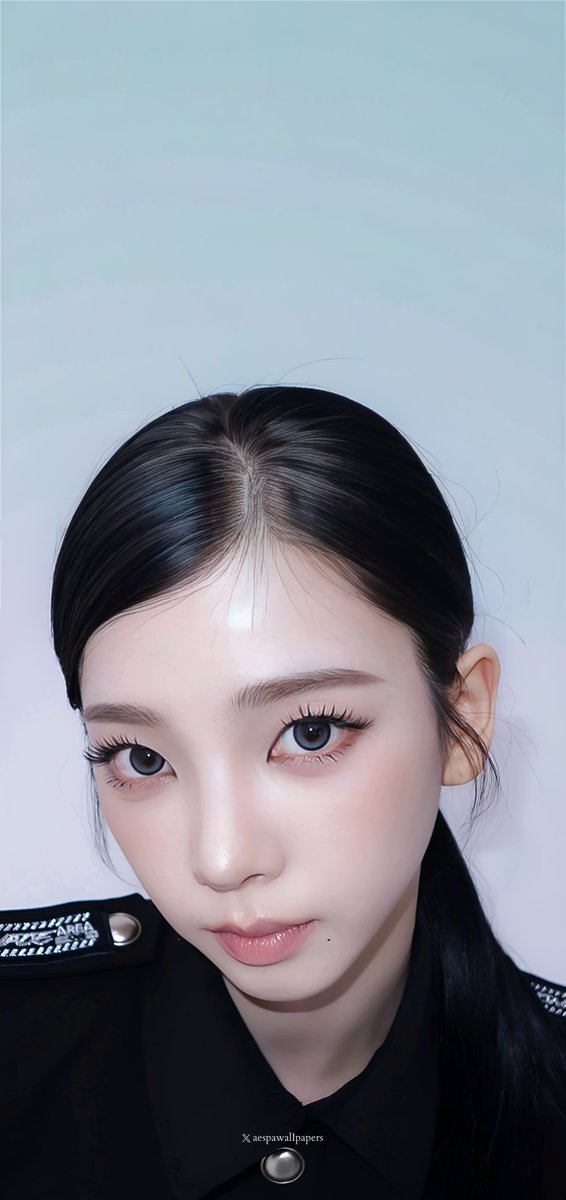 aespawalIpapers's tweet photo. ˚⊹♡₊ ━ aespa #karina wallpapers (4K) https://t.co/9NQ2zadecd