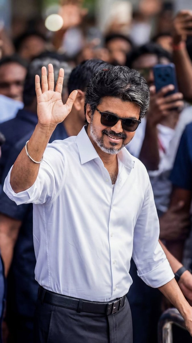 VijayFansPage's tweet photo. . @TVKVijayHQ 🤍 https://t.co/U4HHmozhL5