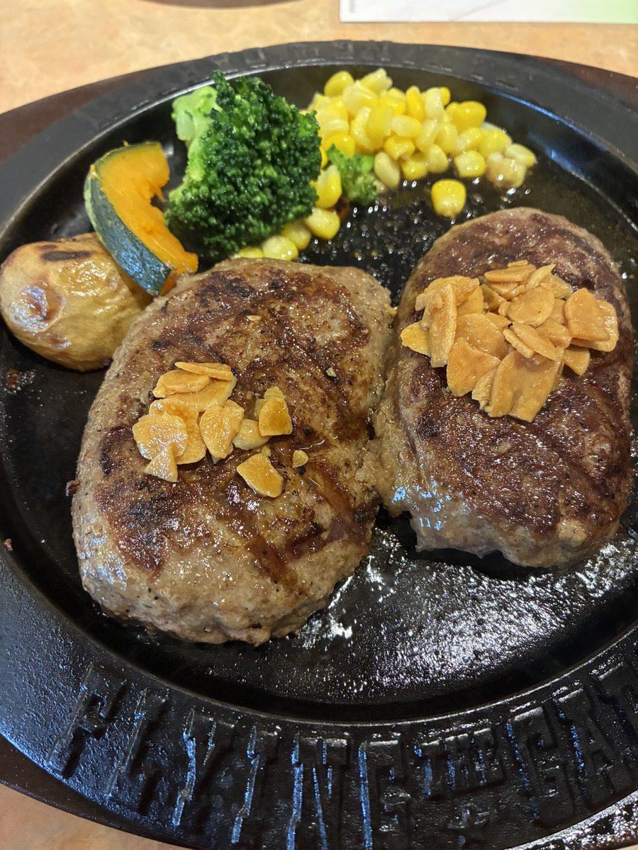 a80885490's tweet photo. いただきます😉 https://t.co/6HJjHSxmxl