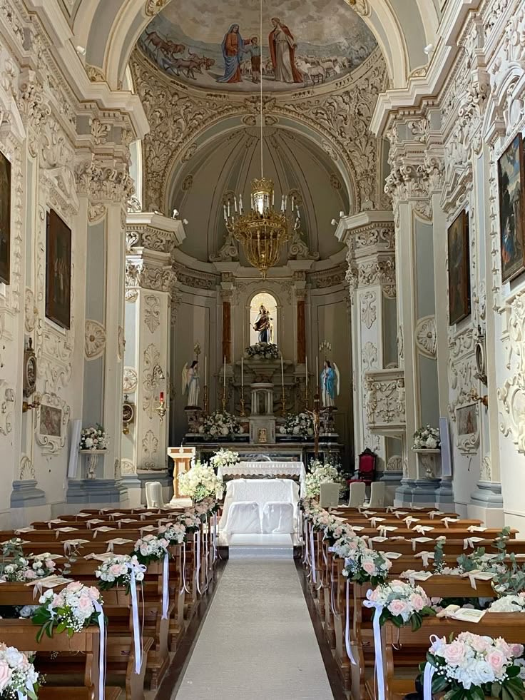 PapistDirectory's tweet photo. Catholic workers built this https://t.co/oqJzlLM2aK