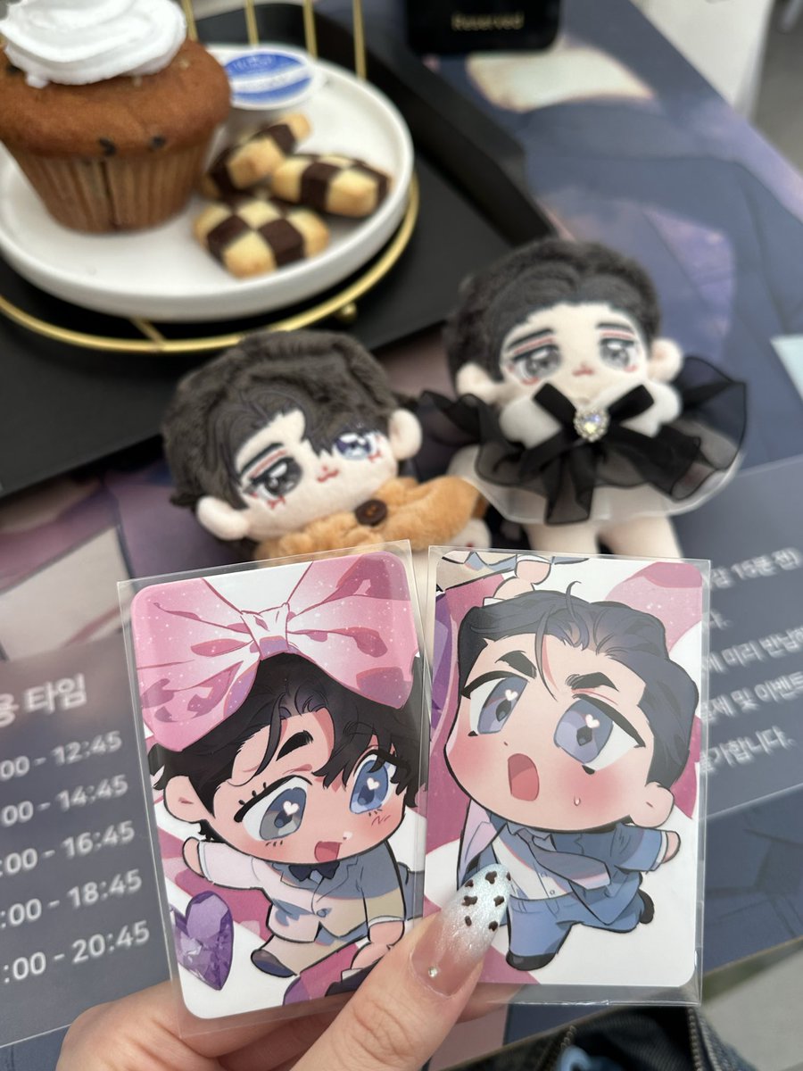 hoduduuu's tweet photo. 너무너무너무 이쁘다 !!!!
#디파인더릴레이션십 #디티알5주년 #콜라보카페 #플로나 #차다 #봄툰 #투니크 https://t.co/D14Qin30bi