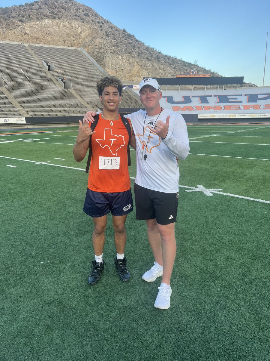 Juni_or8's tweet photo. Thank you @CoachKyleBeyer for the great camp experience and @CoachSWUTEP ,had a great time and learned alot to bring with me to season ⛏️🟠#picksup

@CoachMChavez @ChapinHuskiesFB @CoachPickOC https://t.co/uonbhn4tF8