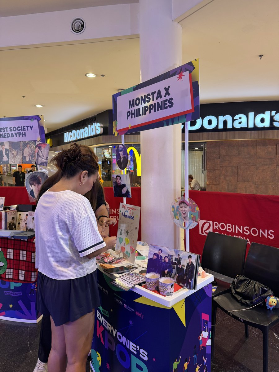 kpopconph's tweet photo. https://t.co/VgjRIrSYog