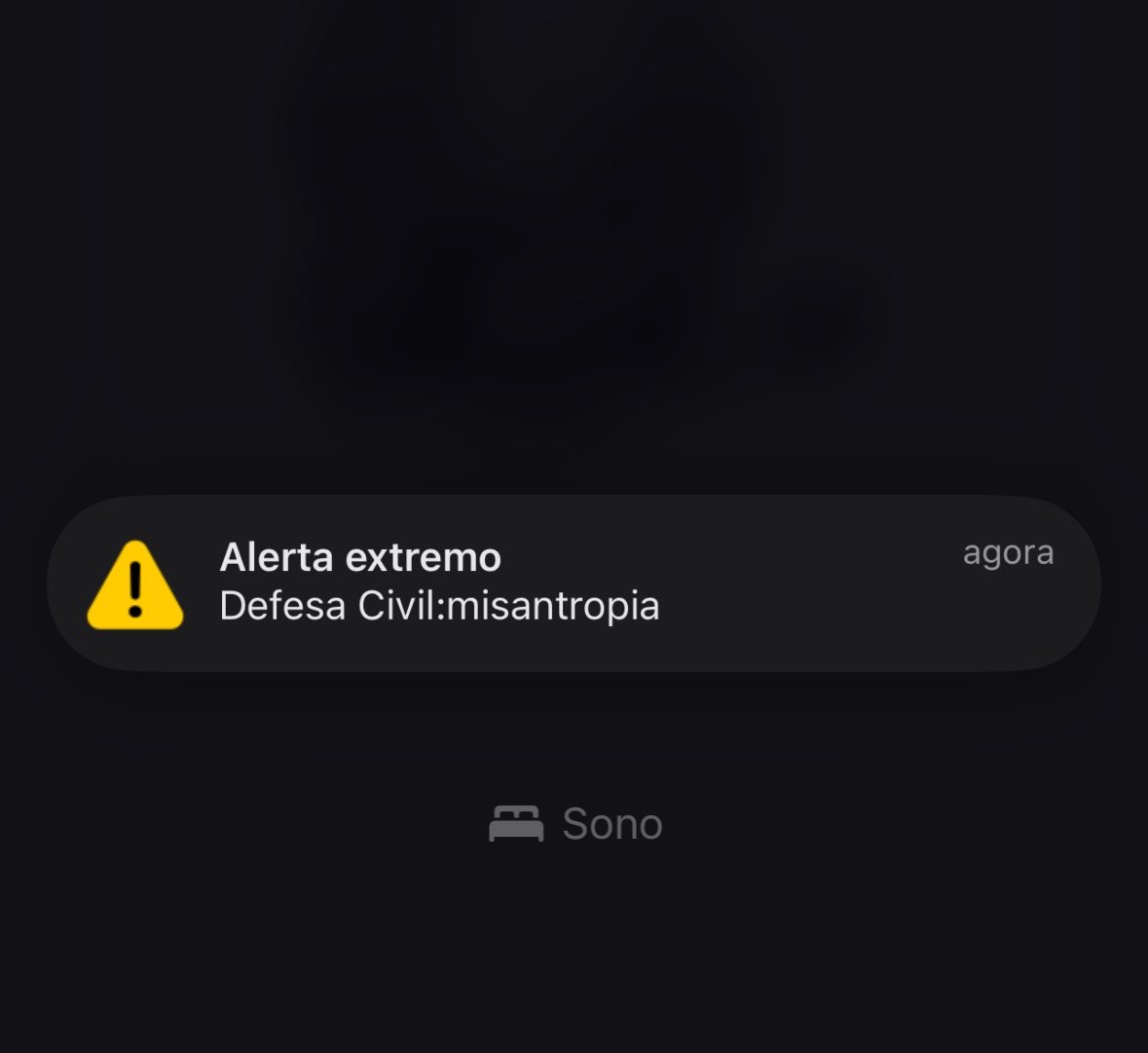 betininda's tweet photo. misericórdia o telefone começou a BERRAR e deu essa msg meu coração tá tumtumtumtum https://t.co/XxUJcXvrzT