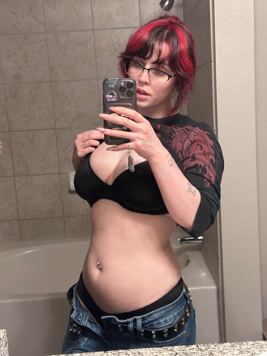 Bunni3Png's tweet photo. Hope you never get tired of seeing these..❣️
https://t.co/b6bZLvxmWY https://t.co/jhN94aZoNN