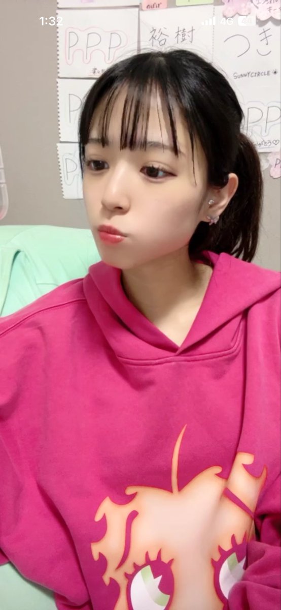 GGWW0227's tweet photo. 大特典会7部はみおんと！！！🩷
なんと言っても同郷と岐阜弁多めの最強美女！！
浴衣はやっぱり似合う👘
ちょっとオレの格好おかしいから今度は👔するねwww
最近の配信中の可愛いみおんも添えて💕

#みおんしかみえん
#みおんのしっぽ隊
#大特典会
#SUNNYCIRCLE https://t.co/nf1y56RDWs
