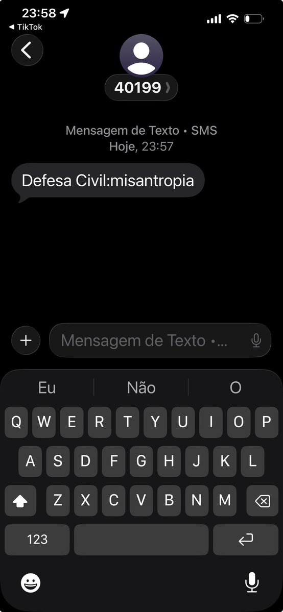 simusial's tweet photo. O et de campo largo invadiu o sistema da defesa civil e acho que não está feliz com a humanidade https://t.co/u02UQNCbKP