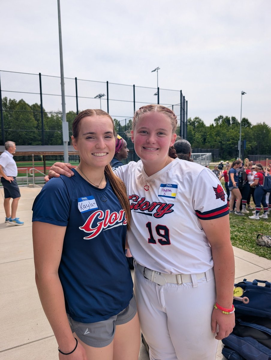 PaytonBerr2029's tweet photo. Thank you so much @SuzyWillemssen for organizing this amazing camp for yet another year! It was incredible to work with all these awesome coaches. I love my G family ❤️💙 https://t.co/ZjVRbqq2qb