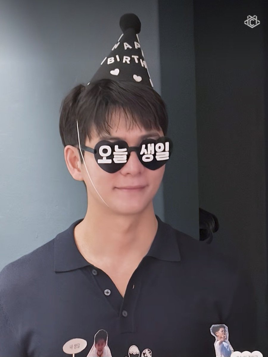 snong_620's tweet photo. ㅋㅋㅋㅋㅋㅋㅋㅋㅋ기욥 ㅠ ㅠ 생일 추카해🥹💚 https://t.co/umks8o3JQa