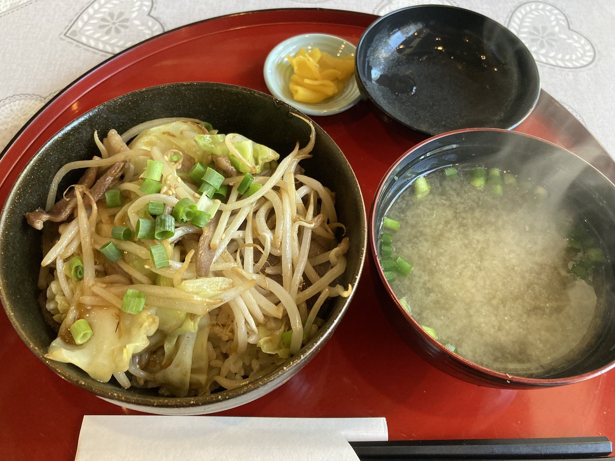 masamineko's tweet photo. ジンギスカン丼ランチ🐏 https://t.co/aBOCNKD1UT