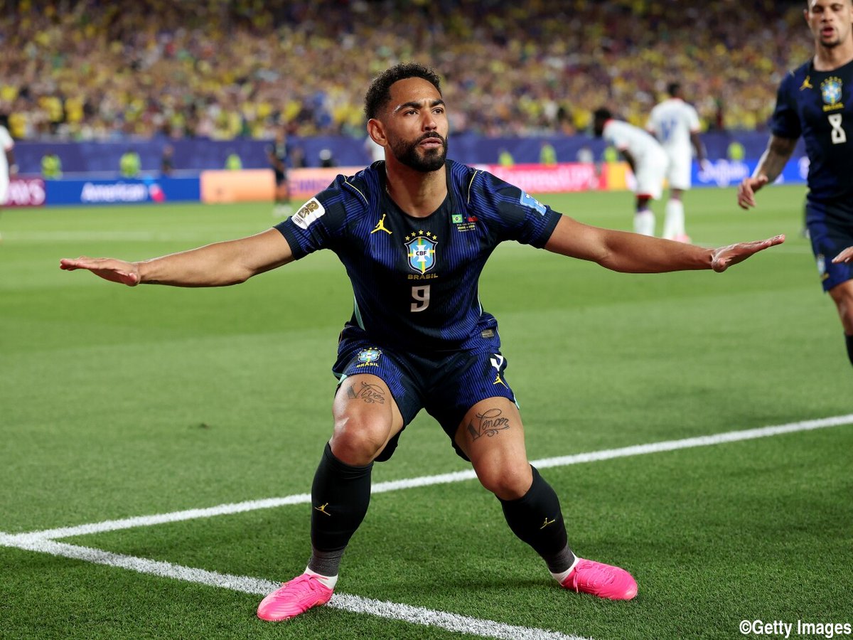gekisaka's tweet photo. “約束”の波乗りパフォーマンス披露!! W杯初先発で2発のクーニャ「サッカーよりもサーフィンを見ている」

https://t.co/dn0DLMhuW8

#ワールドカップ #FIFAWorldCup #FIFAWC2026 #ゲキサカ https://t.co/nDCtp61IRD