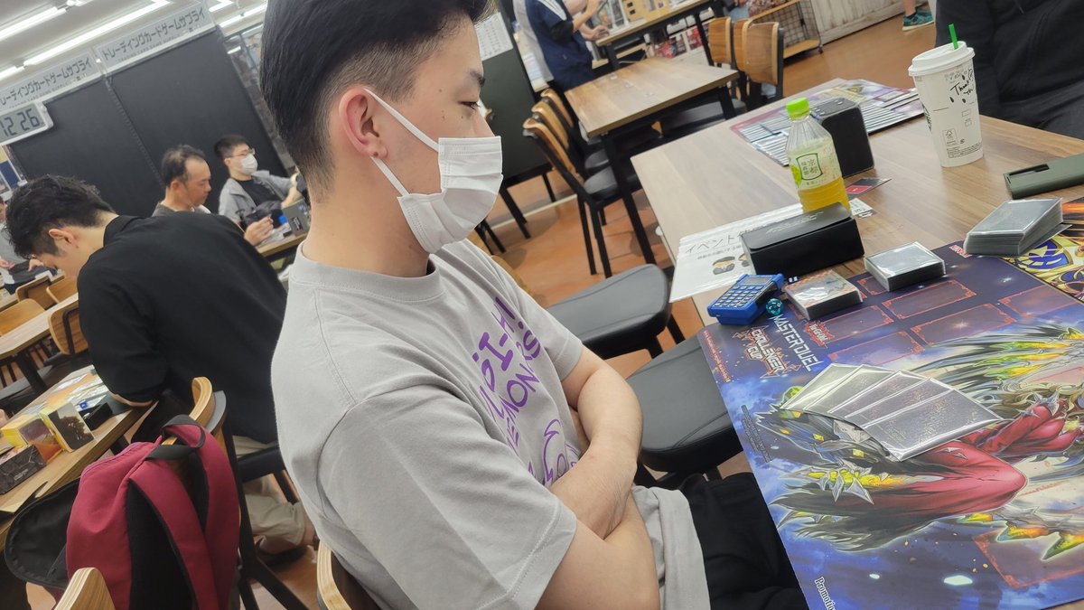 amata0011's tweet photo. ペアルックキツいって https://t.co/JjwrRHgAqV
