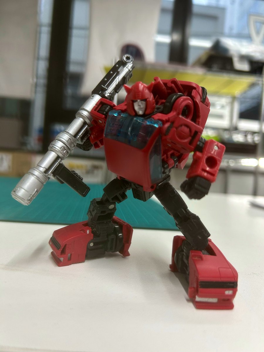 買取品】 タカラトミーモール限定 トランスフォーマー アースライズ ER