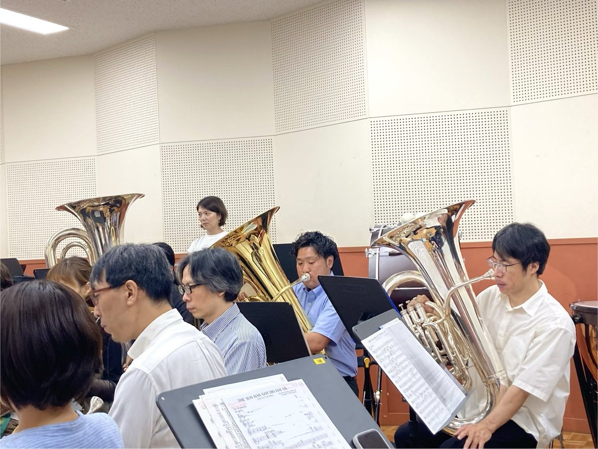 TCCB_Official's tweet photo. 6/19(金)トムさんリハーサル5日目❣️

Tomさんの丁寧な指示のひとつひとつから、私たちへの大きな期待を感じます。
メンバー一同本気で練習に取り組んでいます🔥

The rest is still music.
Silence is music.

今日はホール練習です🎶
演奏会まであと1日‼️ https://t.co/oKsOvBFTp2