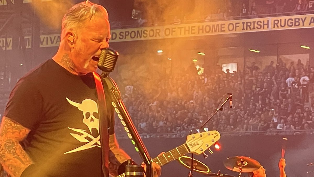 real_papahet's tweet photo. Dublin, thank you for an incredible first night. The energy, the passion, and the voices singing back to us made it one we'll never forget.

To everyone who's come out and shared this tour with us thank you. Every fist in the air, every mile traveled, and every memory made means more than you know. We never take it for granted.

One show down, one more to go. Dublin, let's do it all again and make tomorrow even louder. 🤘🖤

#Metallica #M72WorldTour #Dublin #MetallicaFamily #LiveMetal